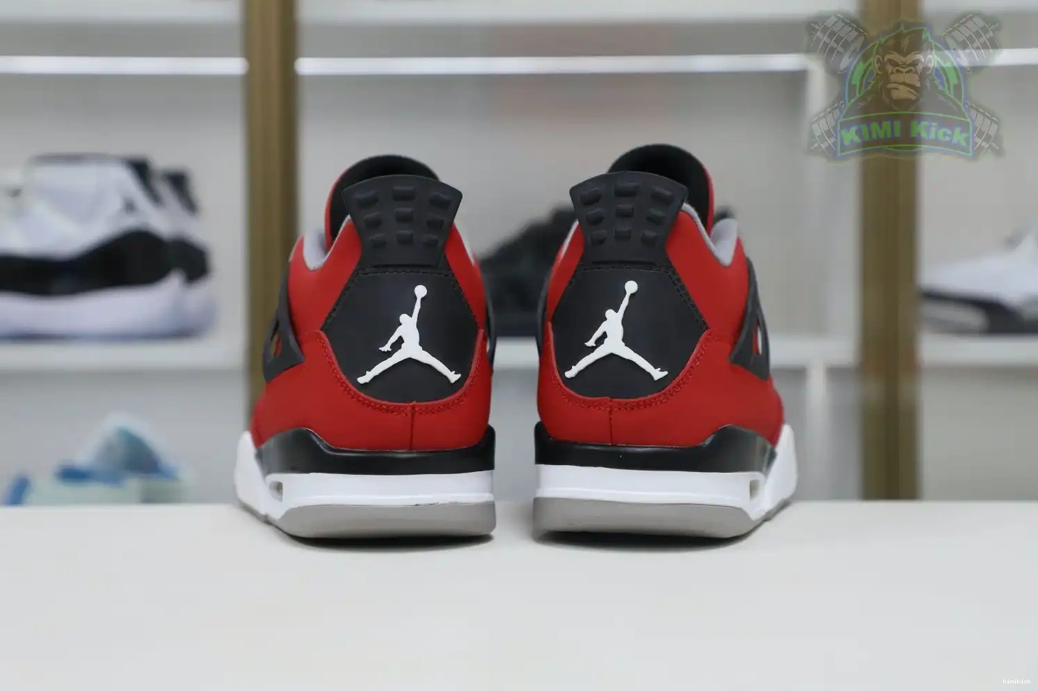 Kimikick Bravo RetroToro Jordan Jordan4 Air 0501